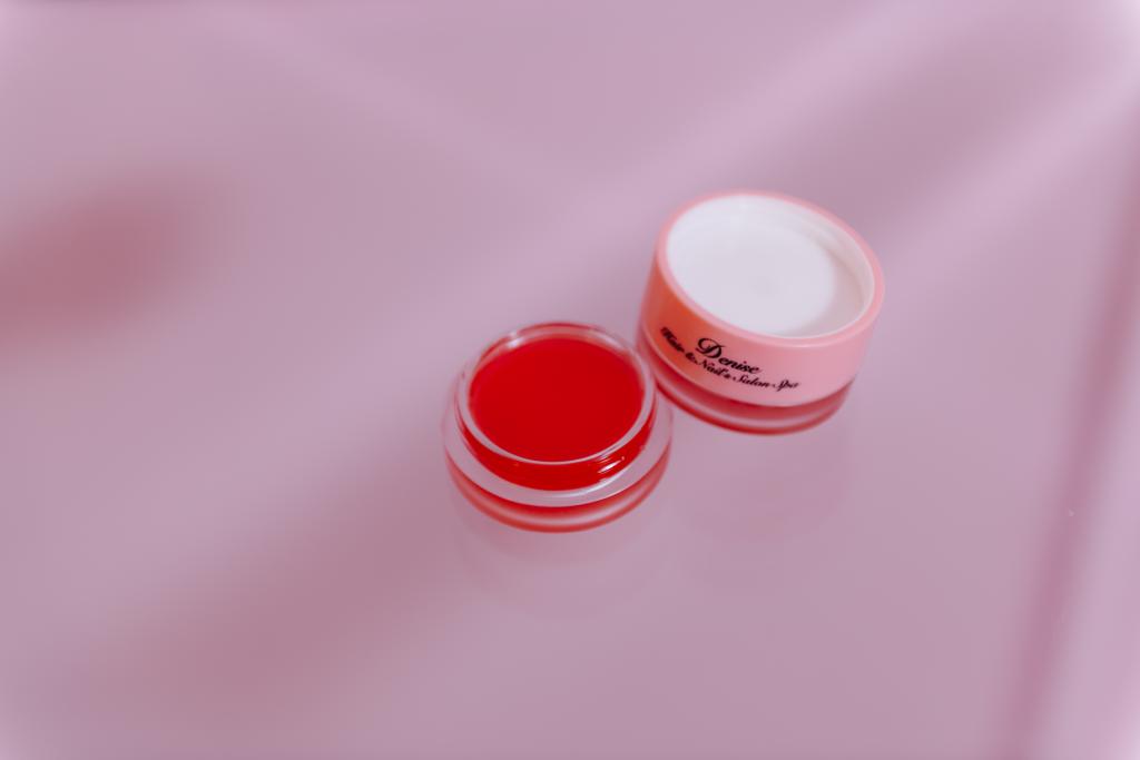 Lip scrub & balm