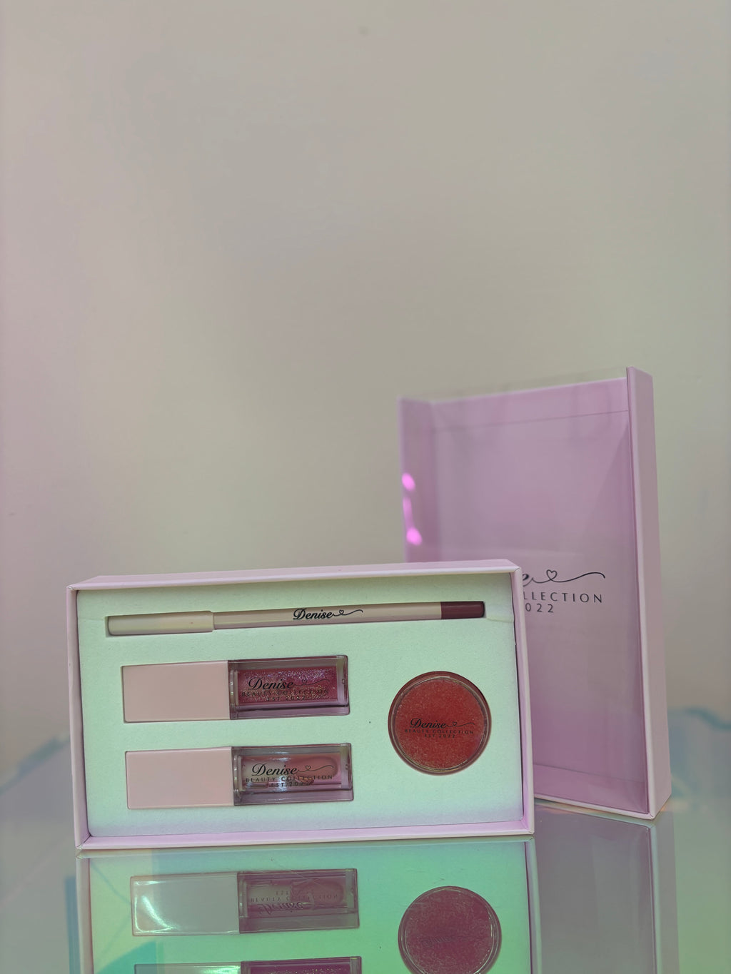 Lip essential box